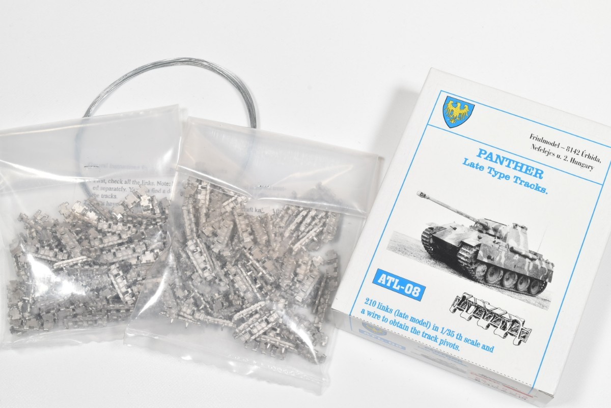 フリウルモデル 1/35 ATL-08 パンター A G型 金属製可動履帯 戦車 模型 1