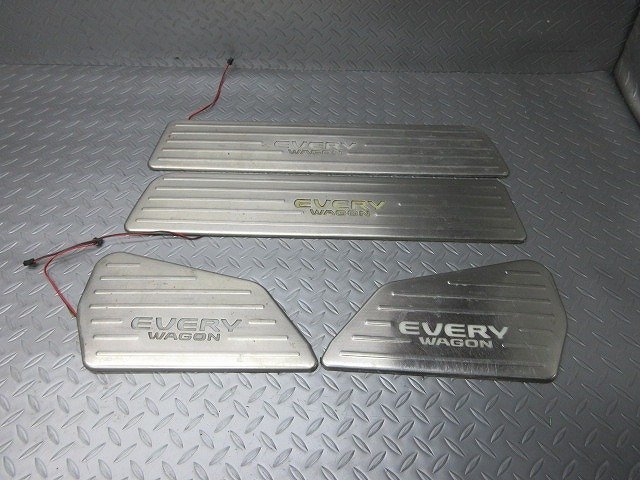 23◆エブリィDA64W★スカッフプレート/ジャンク◆594