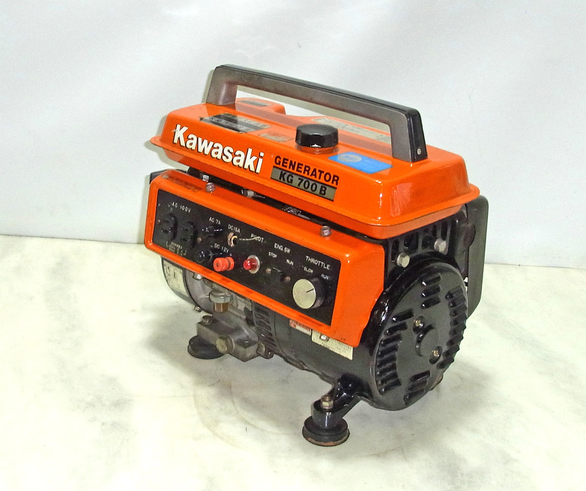 KAWASAKI カワサキ ガソリンエンジン発電機 KG 700 B 100V 中古品　
