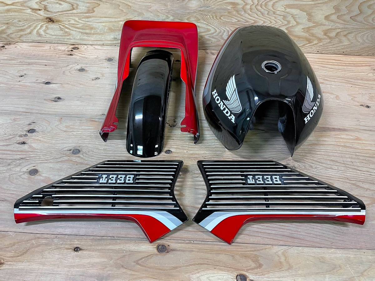 Y29 CBX400F外装セット 黒赤2型 カラー/中古 美品 塗装後 未使用NC07 