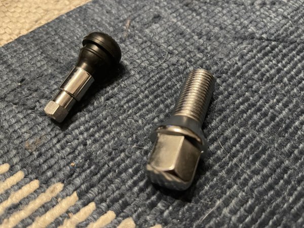 空冷 vw 15 x 5.0J ハンドポリッシュ アルミ レーダーホイール バルブ 