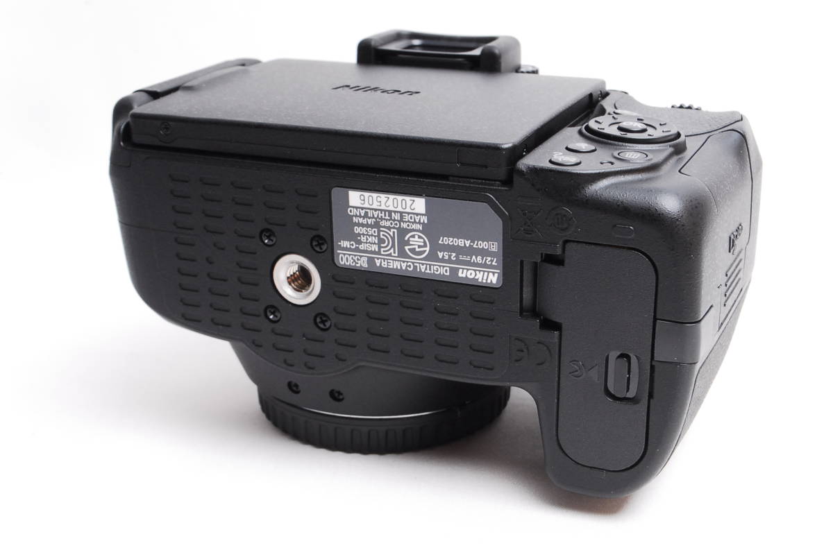Nikon D5300 ジャンク品 1円～ 【ジャンク品】Nikon ニコン D5300 デジタル一眼レフ カメラ