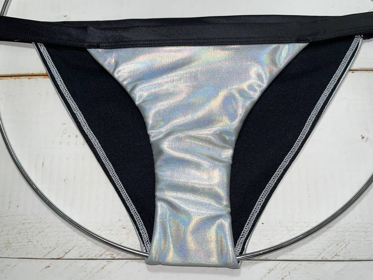 新品 【即決】Nike ナイキ 女性用 ビーチバレー ビキニ ショーツ 水着 ブルマ Flash Silver 海外XS