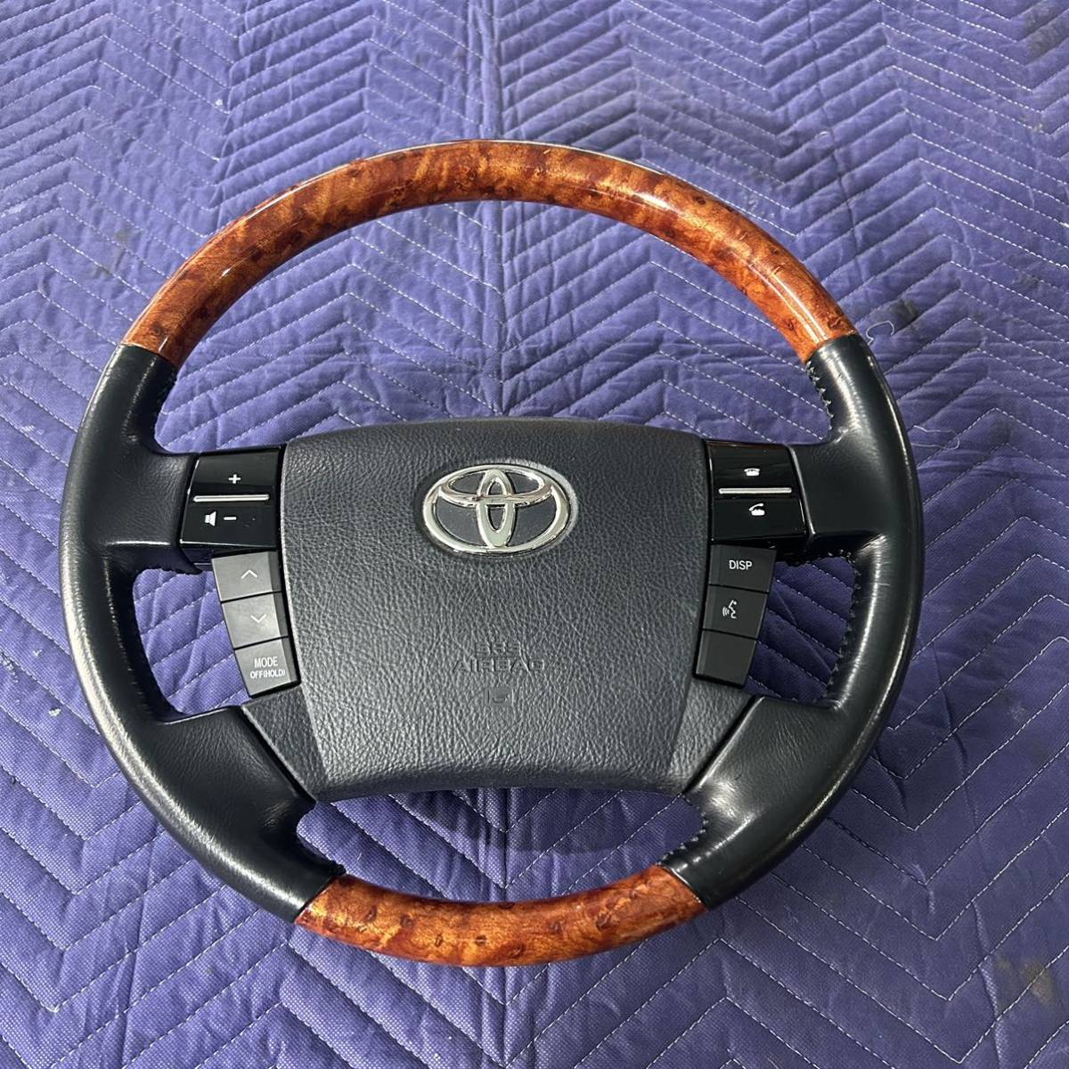 美品　GRX120 120 マークX 純正　ハンドル