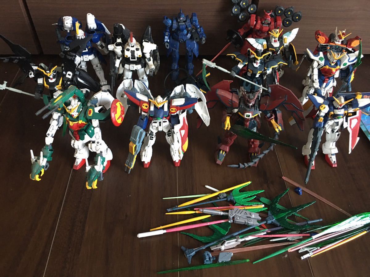 バンダイ 新機動戦記ガンダムW 1/144ガンプラ ウィングガンダムゼロ他 組立塗装済完成品13種まとめて サンライズ 創通