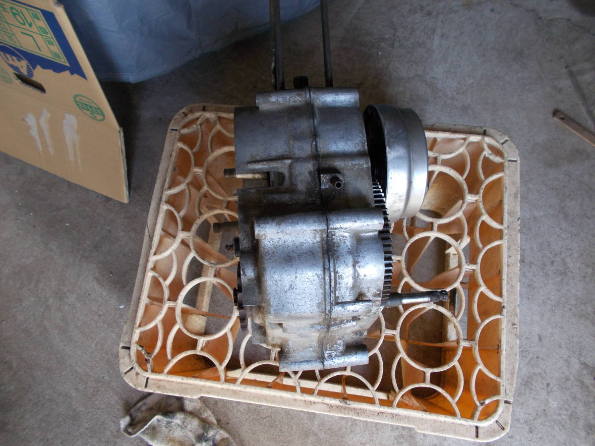 スーパーカブ C100 エンジン 分解？ C105 C110 C65 ジャンク品 部品 