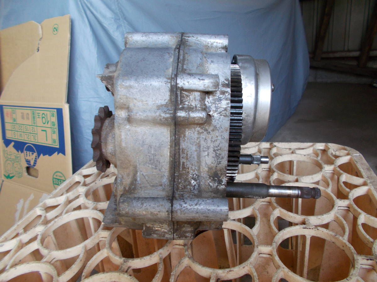スーパーカブ C100 エンジン 分解？ C105 C110 C65 ジャンク品 部品 