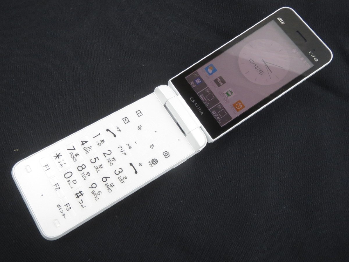 ♪KYOCERA 京セラ GRATINA グラティーナ KYF42 ホワイト 携帯電話 au