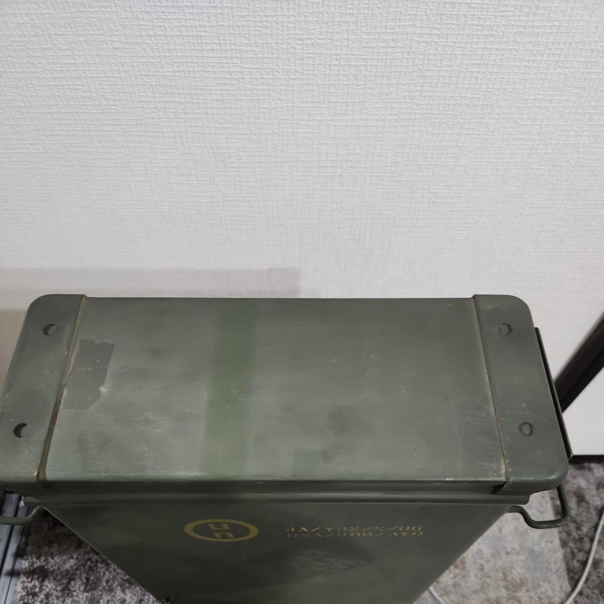 a 室内保管 81mm迫撃砲弾用スチール弾薬箱 検 L16迫撃砲 64式迫撃砲