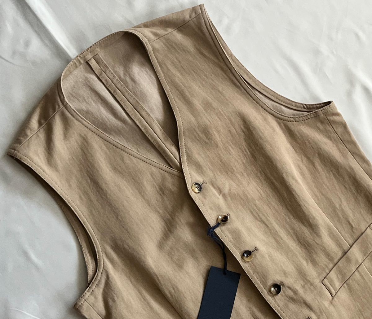 LARDINI 近年ロゴ ラルディーニ サイズ 46 S〜M ジレ ベスト 最高級 ベージュ系 コットン 織柄 イタリア製