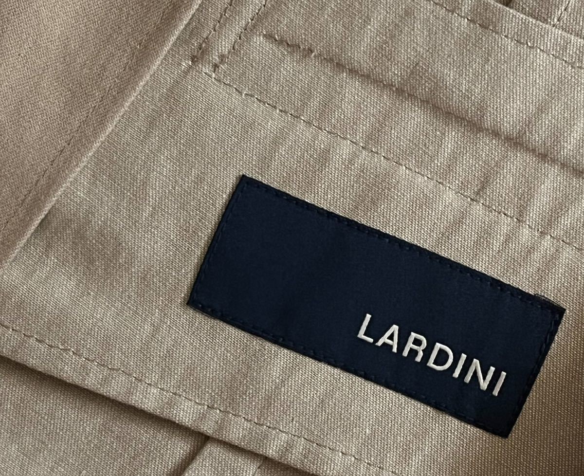 LARDINI 近年ロゴ ラルディーニ サイズ 46 S〜M ジレ ベスト 最高級 