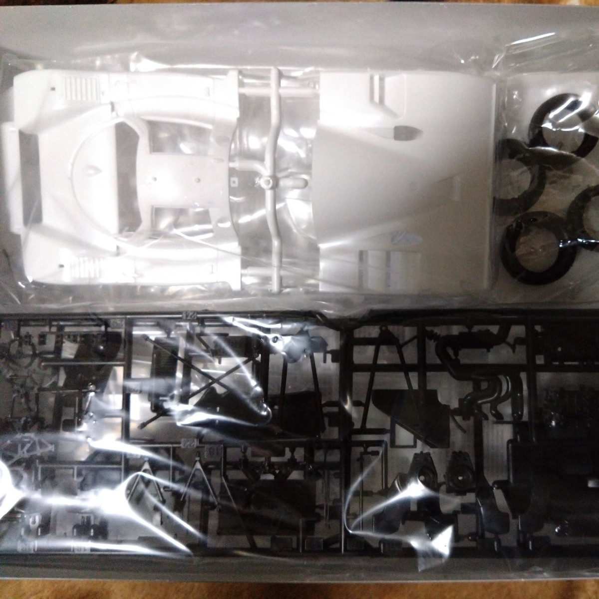 タミヤ 未組立 MAZDA 787B 1／24スケール フルディスプレーモデル 美品 