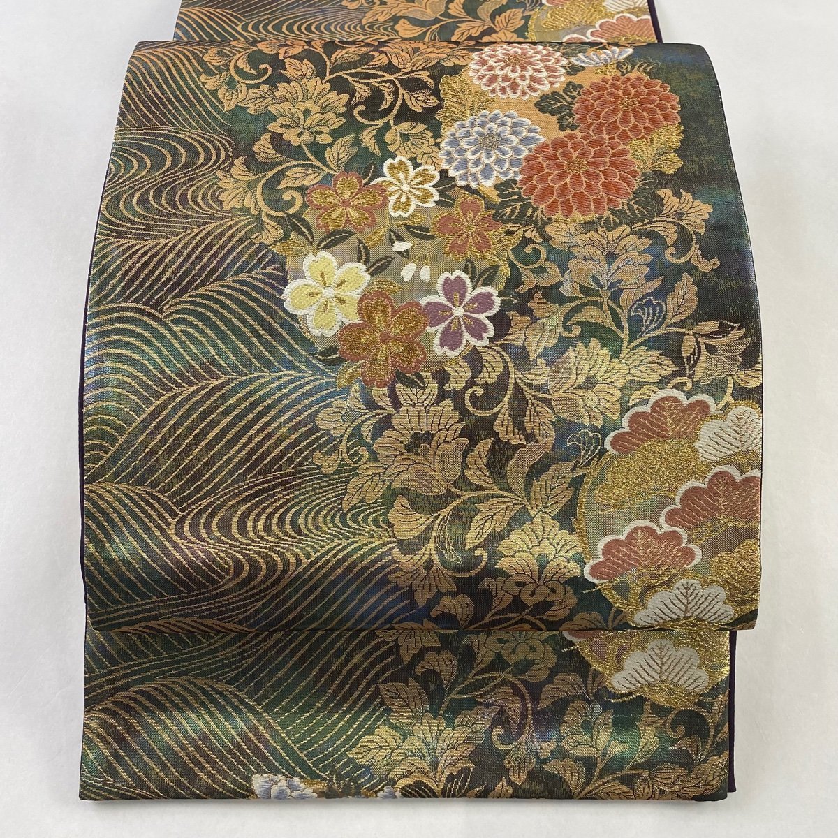 袋帯 美品 秀品 草花 波 金糸 箔 茶緑色 六通 正絹 【中古】 美