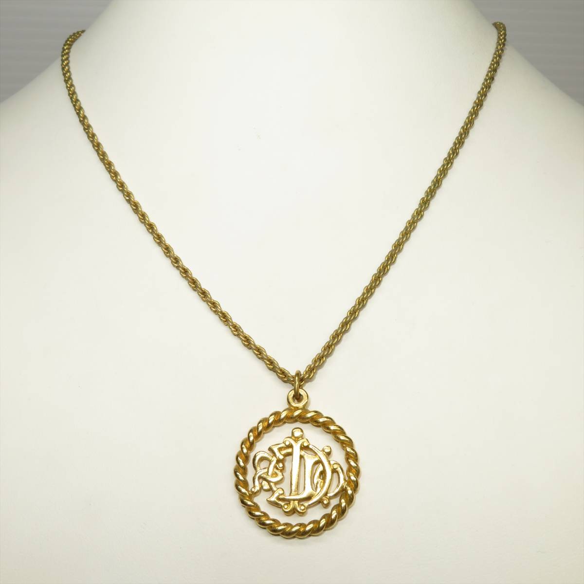 ネックレス Dior Christian ⁄ ネックレス⁄CDロゴ⁄サークル⁄メッキ 
