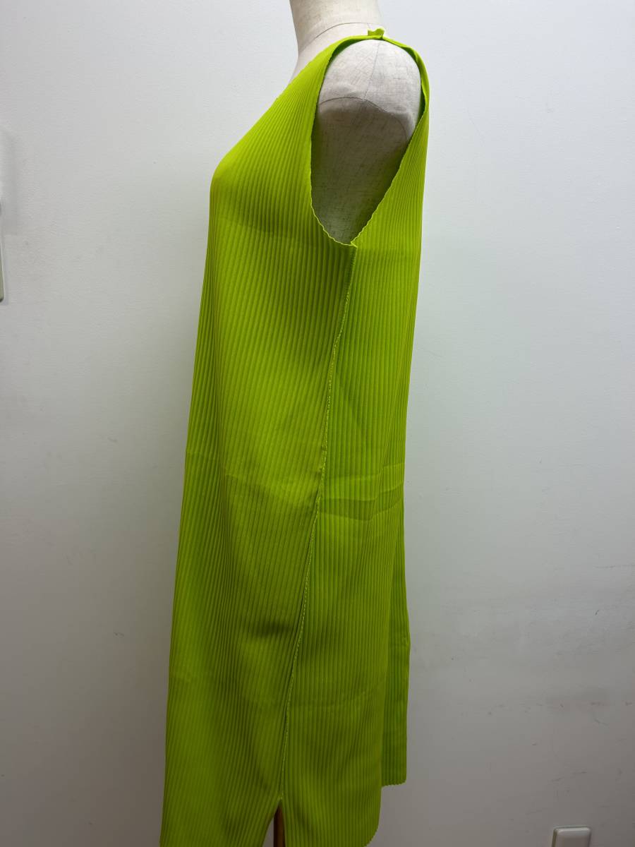 574☆me ISSEY MIYAKE ミー イッセイミヤケ☆プリーツ加工 574☆me ISSEY MIYAKE ミー イッセイミヤケ☆プリーツ加工
