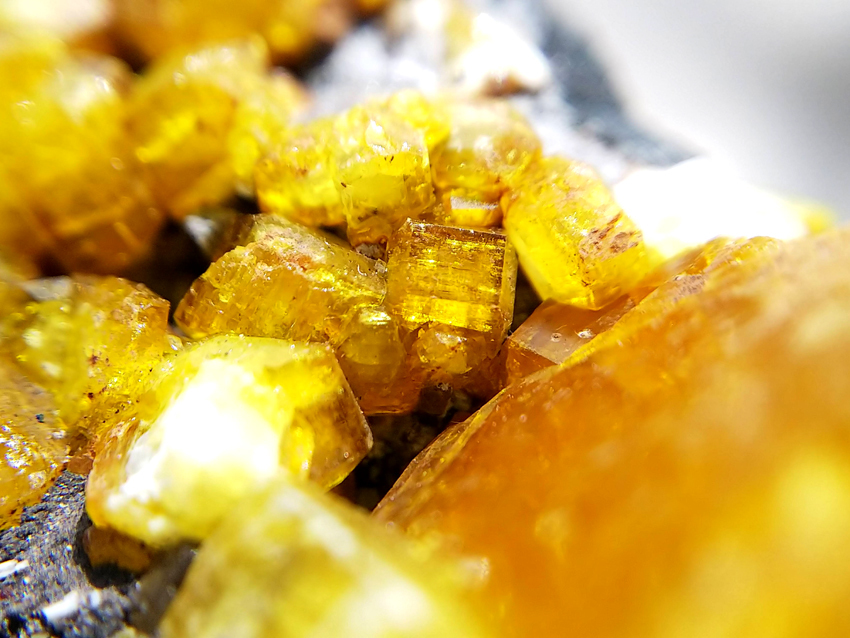 スタルマナイト スツルマン石 スターマン石 結晶 原石 標本 約257ct 
