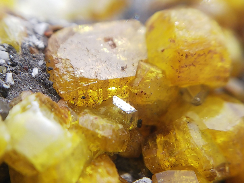 スタルマナイト スツルマン石 スターマン石 結晶 原石 標本 約257ct 