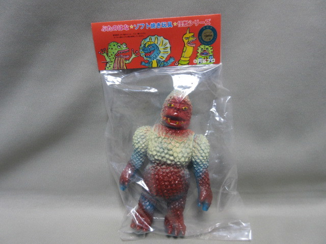 【未開封】ウルトラマンより　ギガス★ぶたのはな　ソフト焼き玩具　怪獣シリーズ　ソフビ★