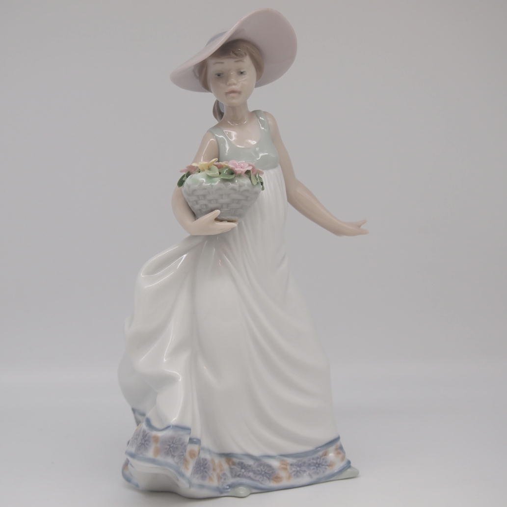 安い，セール 良品 LLADRO リヤドロ/春の花かご 花ぐら付き /13(リヤドロ)｜売買されたオークション情報、yahooの商品情報をアーカイブ公開 - オークファン リヤドロ