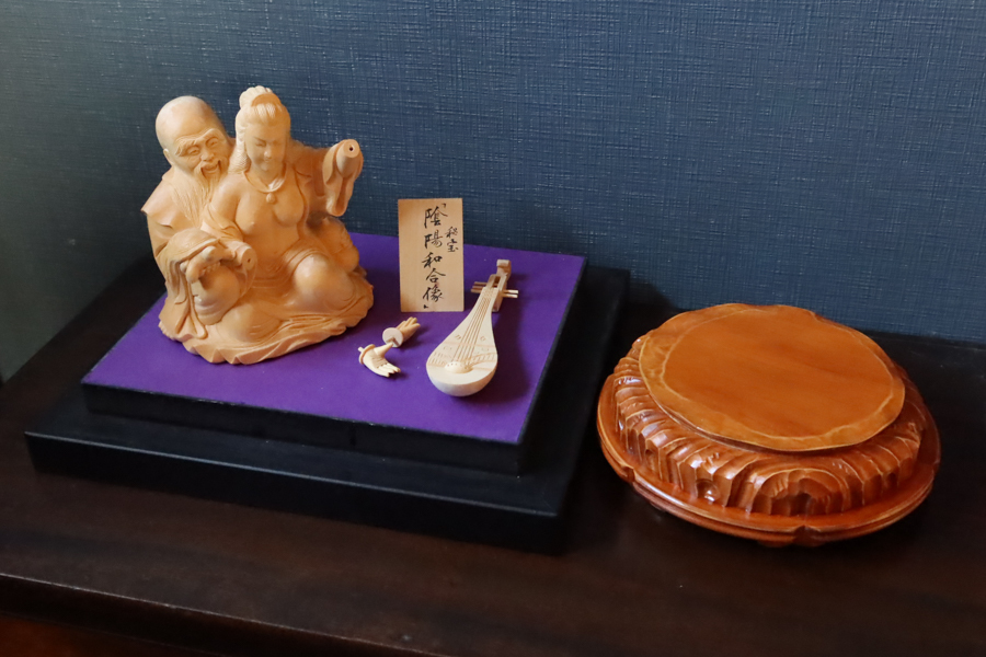 秘仏 木彫秘宝 陰陽和合像 ガラスケース付き 春画 弁財天 彫刻 仏像