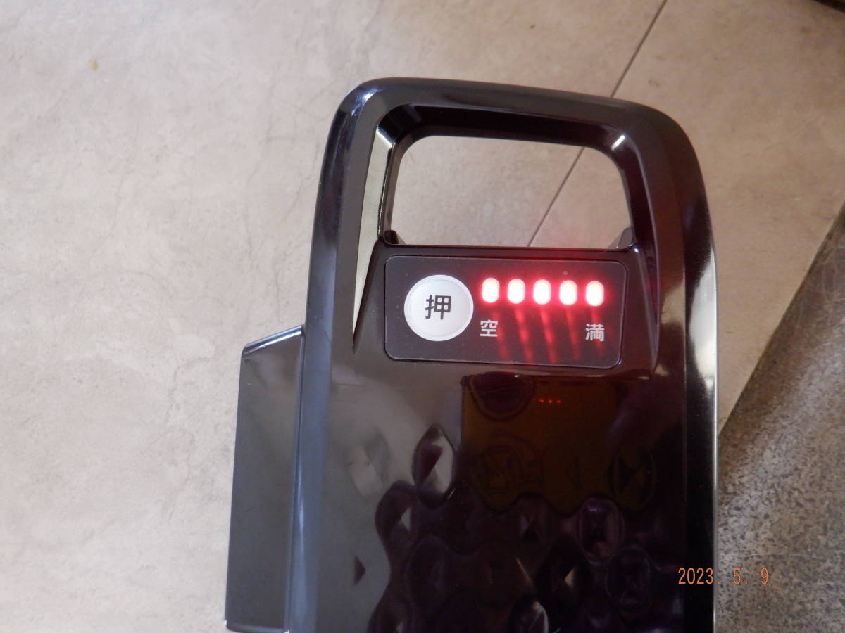 Panasonic　アシスト自転車　バッテリー8Ah＋充電器 Panasonic電動自転車アシストバッテリー 8,9Ah 充電器セット