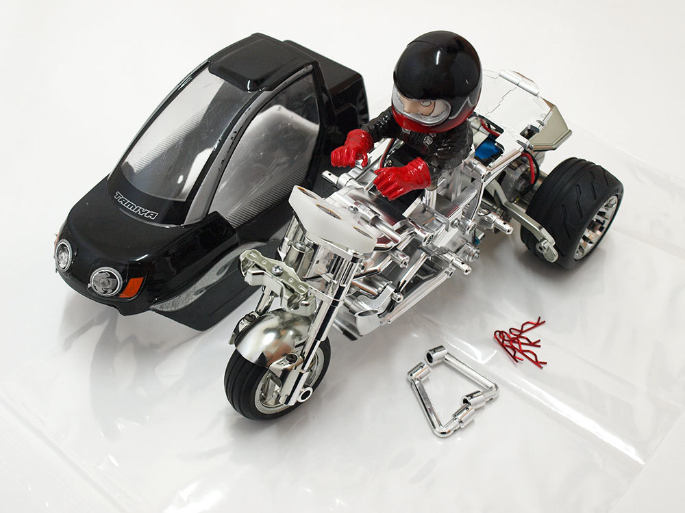 M1017】タミヤ 1/8 トリプルホイール ダンシングライダー T3-01 M1017】タミヤ 1/8 トリプルホイール ダンシングライダー T3-01