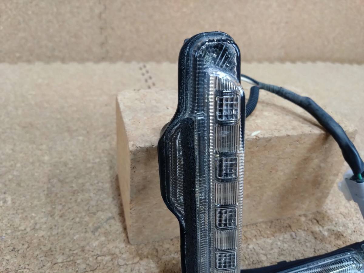 ダイハツ タント カスタム LA600S 右イルミネーションランプ LED KOITO