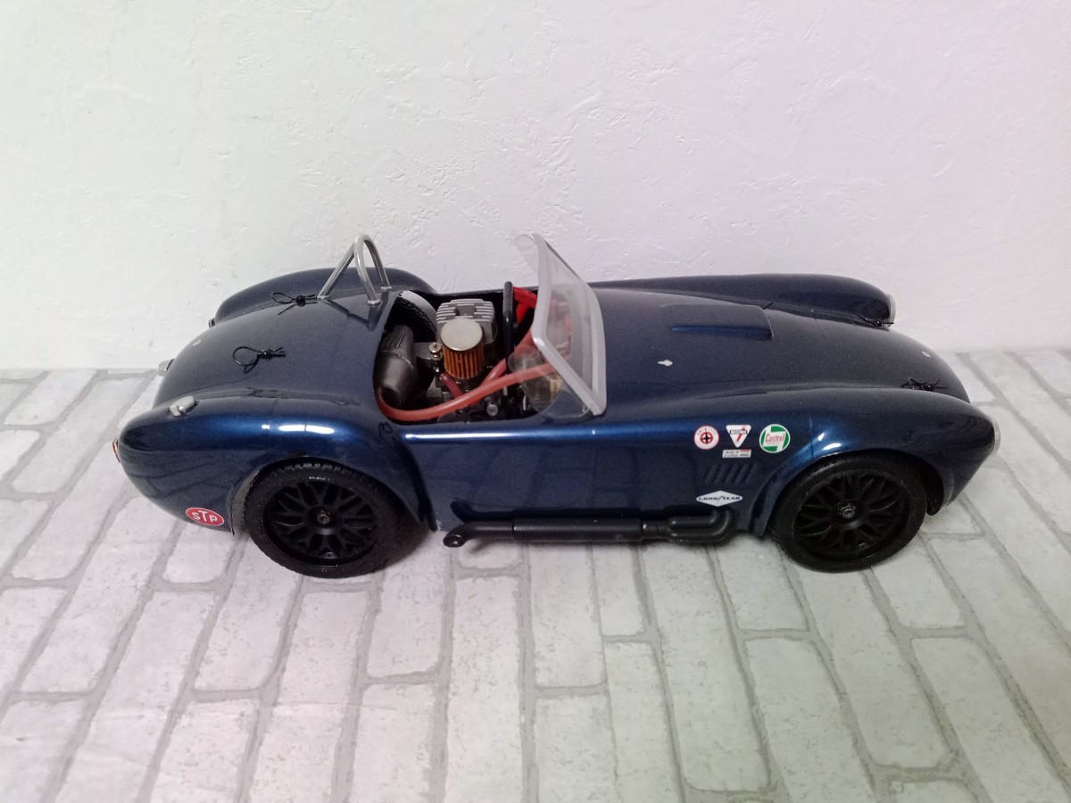 京商 1:8スケール エンジンラジコンカー モンスタートラック 25