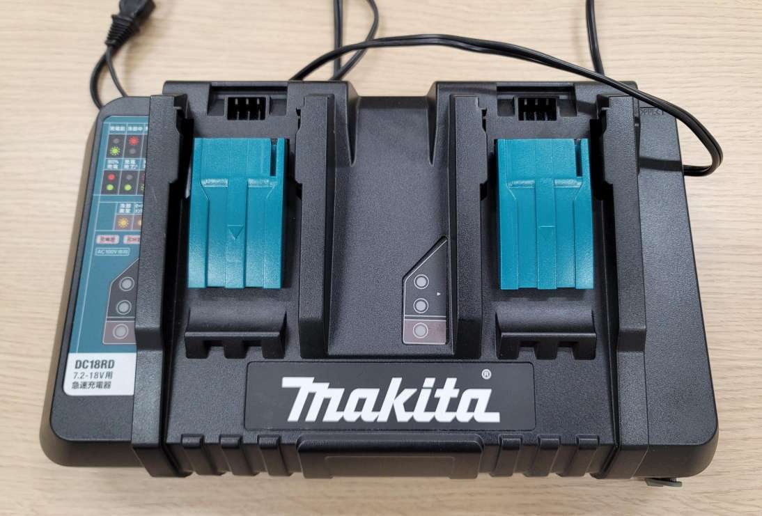 ◇◇280 マキタ DC18RD 2口急速充電器 中古品 箱なし 通電可 充電