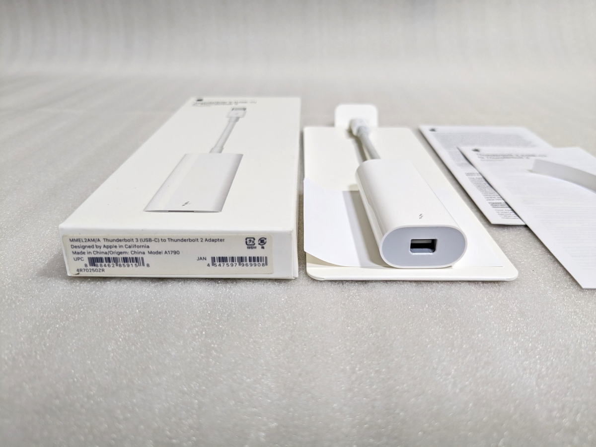 Apple Thunderbolt 3 USB-C to Thunderbolt 2 Adapter A1790 純正 変換 