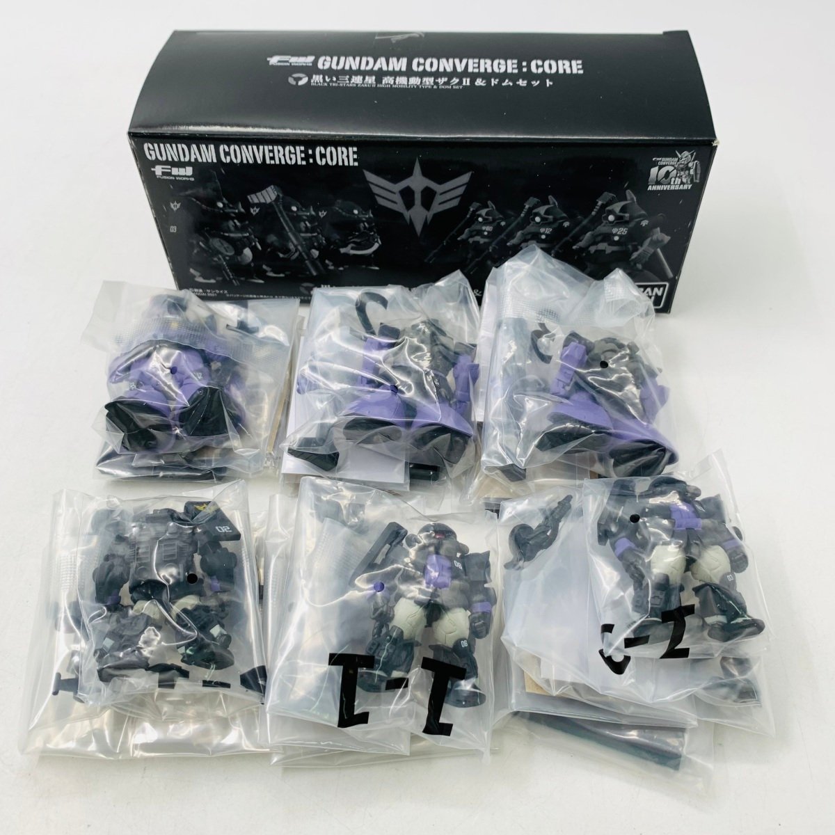 新古品 FW GUNDAM CONVERGE:CORE ガンダムコンバージ 黒い三連星 高