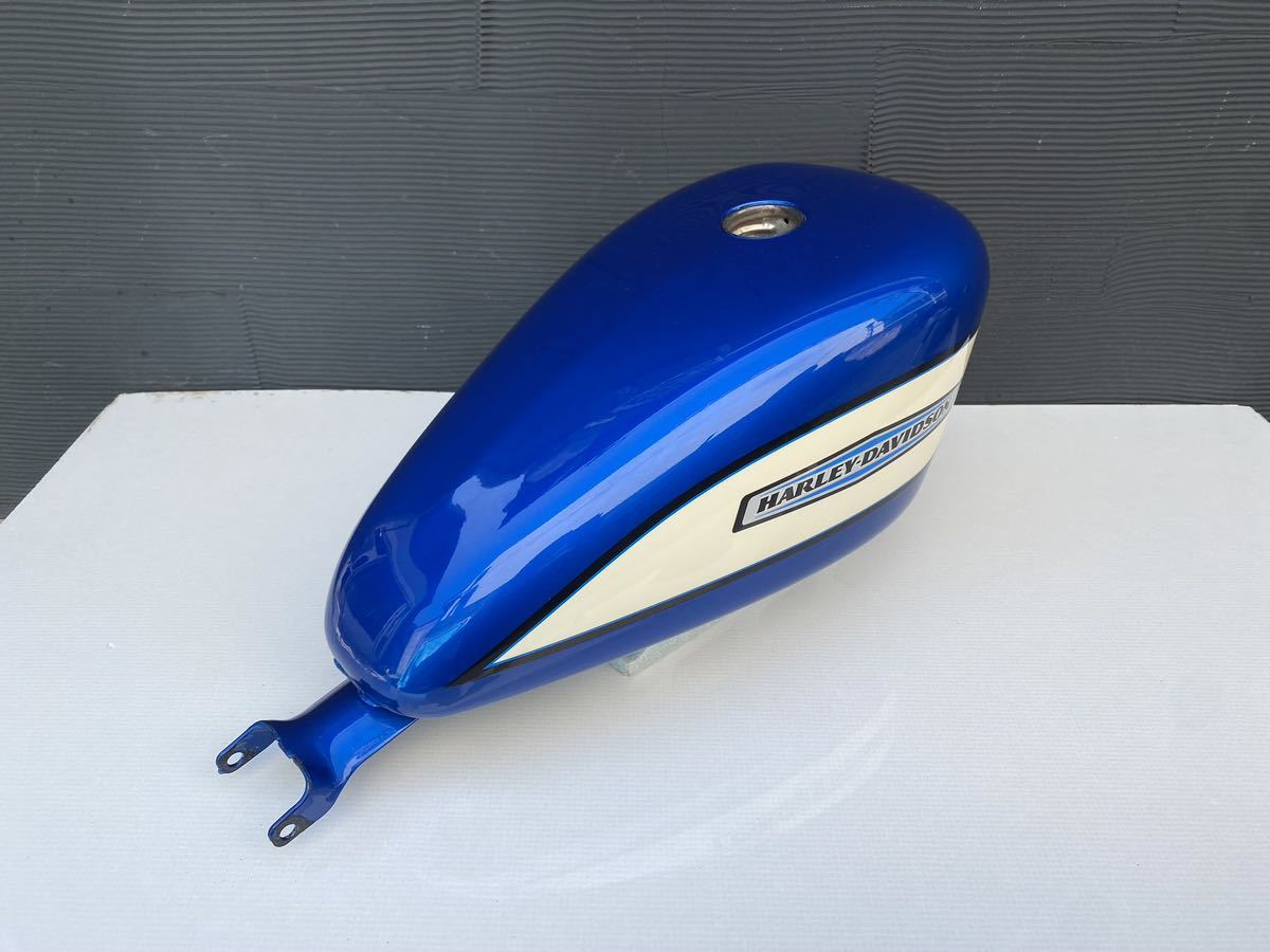 美品 ハーレーダビッドソン 883 2008あたり スポーツスター 純正タンク