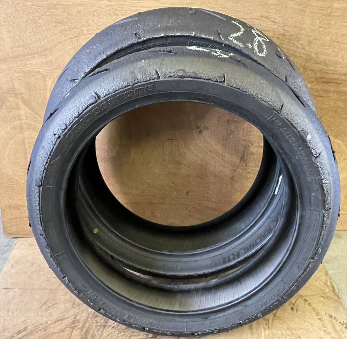 ブリジストン バトラックス レーシング R11 120/600R17 180/640R17