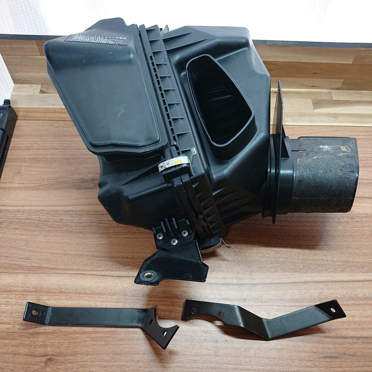 r34 gt-r bnr34 純正エアクリーナー ボックス 前期取り外し品 BNR34