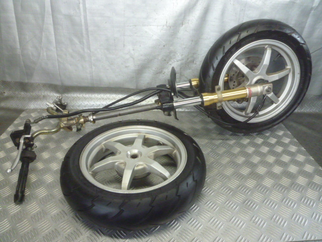 ウ518 SUZUKI ZZ CA1PB フロントフォーク/ステム/前後ホイール