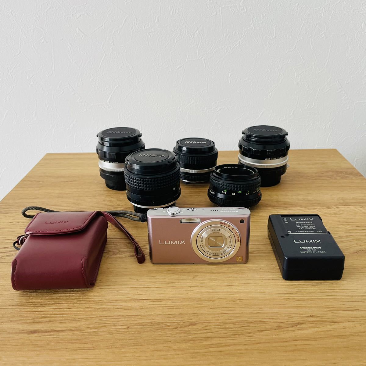 Nikon ニコン COOLPIX 2000 クールピクス デジタルカメラ ZOOM NIKKOR 