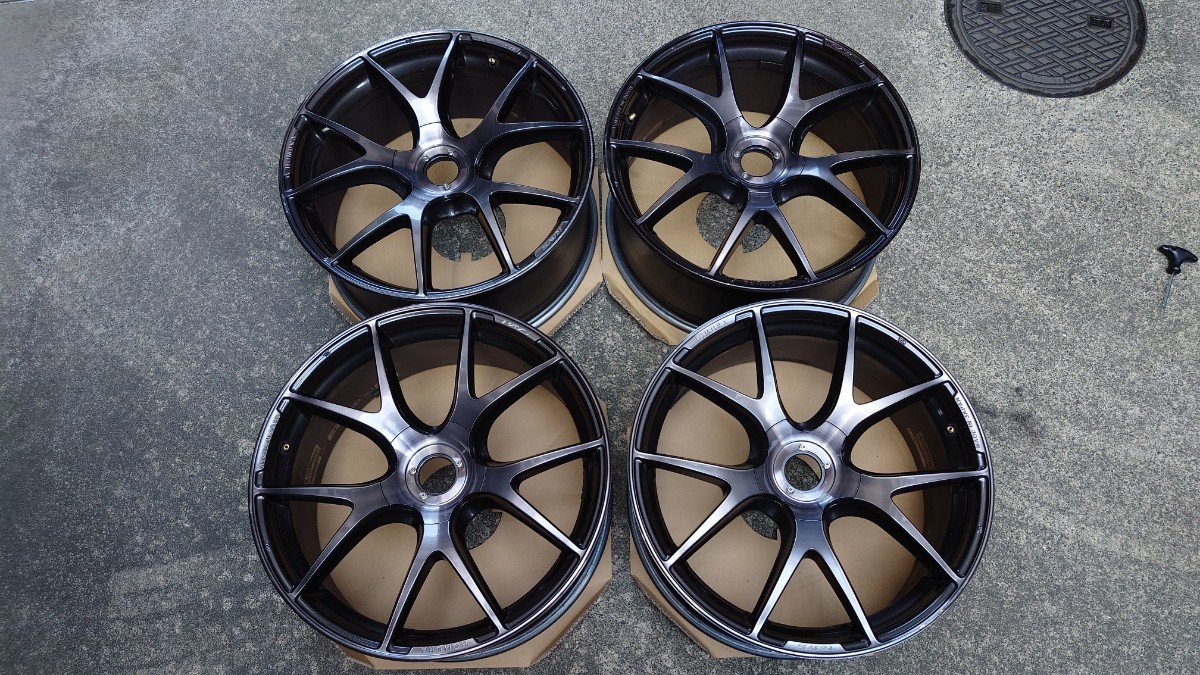 RAYS(レイズ) HOMURA 2X5s 19インチ 8.5J PCD:112 穴数:5 inset RAYS(レイズ) HOMURA 2X5s 19インチ 8.5J PCD:112 穴数:5 inset