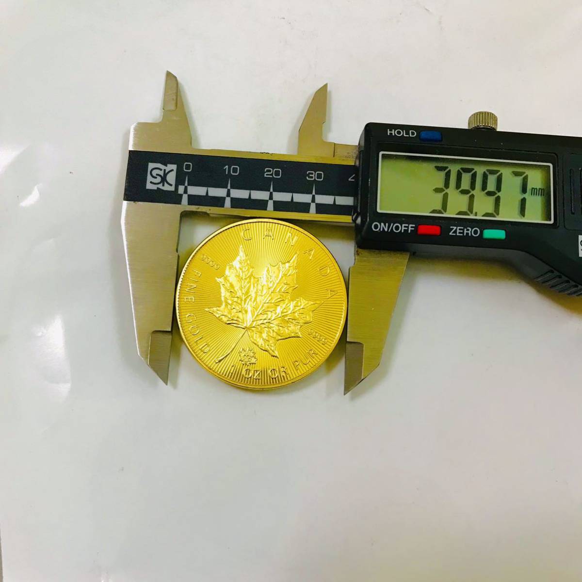 金貨 メイプルリーフ金貨 2015年 エリザベス2世 カナダ 金貨 美品 古銭