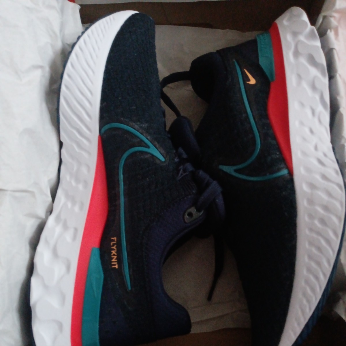 ホカ オネオネ HOKA ONEONE ROCKET X ランニング用高性能シューズ 赤色 
