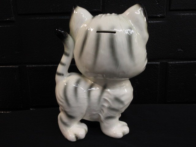 t8234 未使用保管品 昭和レトロ ドマン 大きな猫の貯金箱 かわいい 
