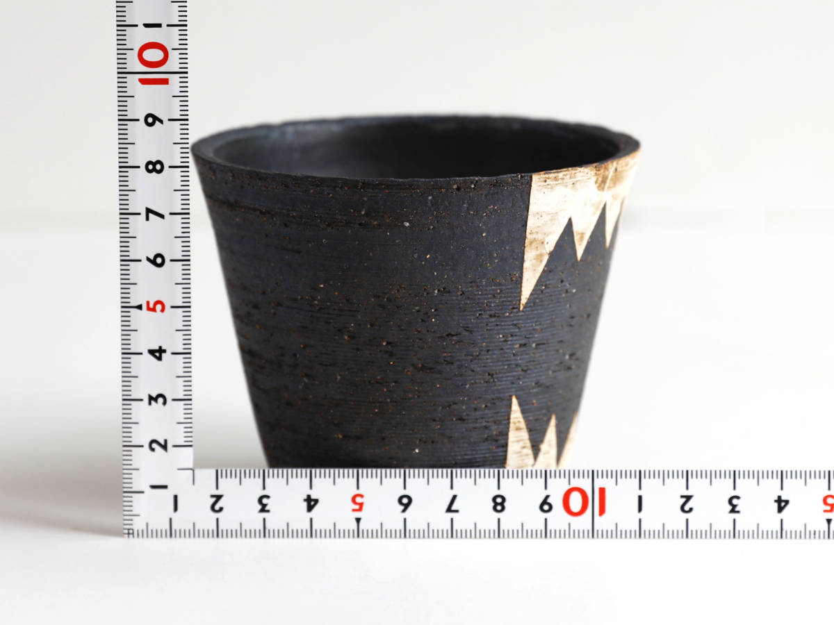 Invisible Invisible ink / MUD N DUST THE CUP “BITER” DUST AND DUSK