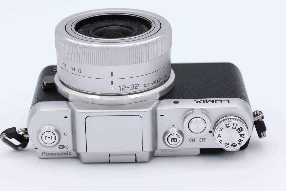 Panasonic LUMIX DMC-GF7W ダブルズームレンズキット | パナソニック