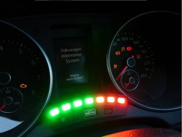 最新モデル！ Ecliptech SHIFT-P2+ シフトインジケーター シフトライト LEDフラッシュ タイミング ランプ タコメーター ギアモニター Ecliptech SHIFT-P2+ シフトインジケーター Shift Shift-P2 シフトライト