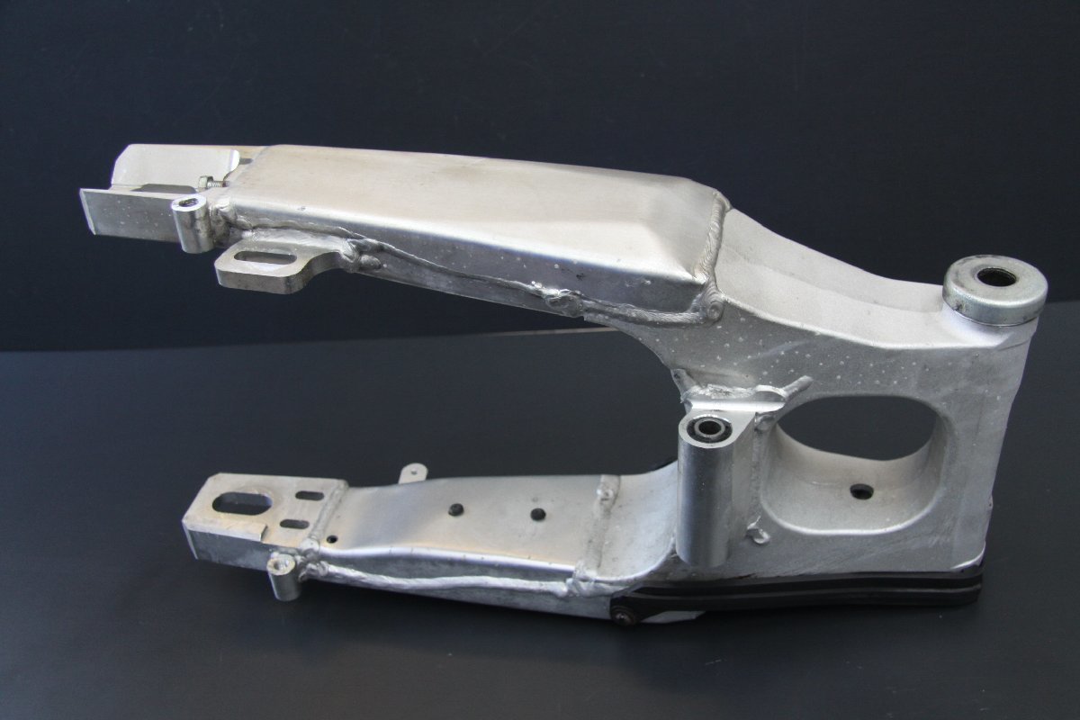 FZR400RR-SP 3TJ 純正スイングアーム DELTABOX 後期 最終型の入札履歴 