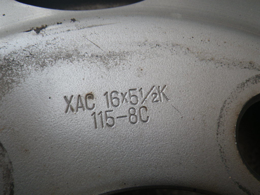 H29 ローザ BG640G スチール ホイール 205/85R16 117/115L スタッドレス タイヤ 6本 ブリヂストン ブリザック W979 TPG-BG640G No.T-104 BBS rs スチール JIS 中村特殊自動車さんの出品リスト グッドイヤータイヤ