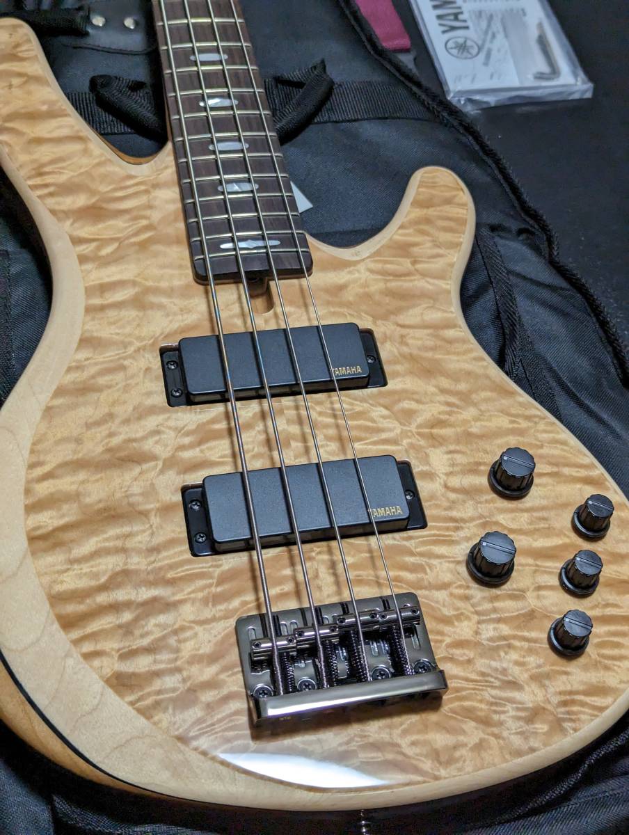中古美品】YAMAHA TRB1004J エレキベース ストラップ 三味線撥付き 