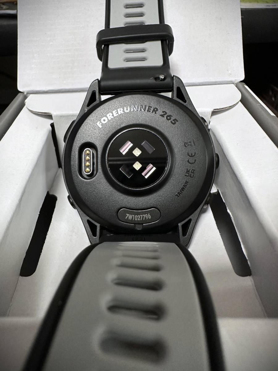 美品）garmin forerunner 265（GARMIN】Forerunner 265 ブラック 中古 