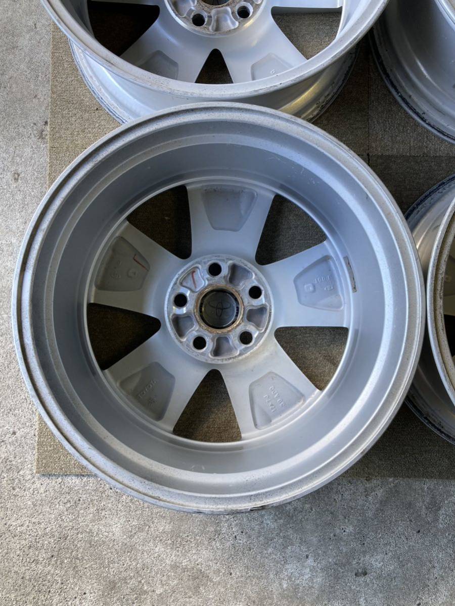 トヨタ60系ハリアー純正 7J-17 pcd114.3/5H スタッドレス付き4本 トヨタ60系ハリアー純正 7J-17 pcd114.3/5H スタッドレス付き4本