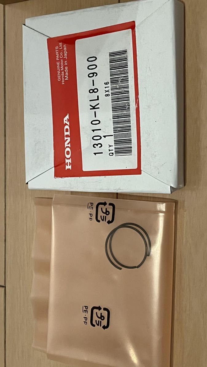 GB250クラブマン ピストンキット新品 06131-KL8-305(エンジン本体