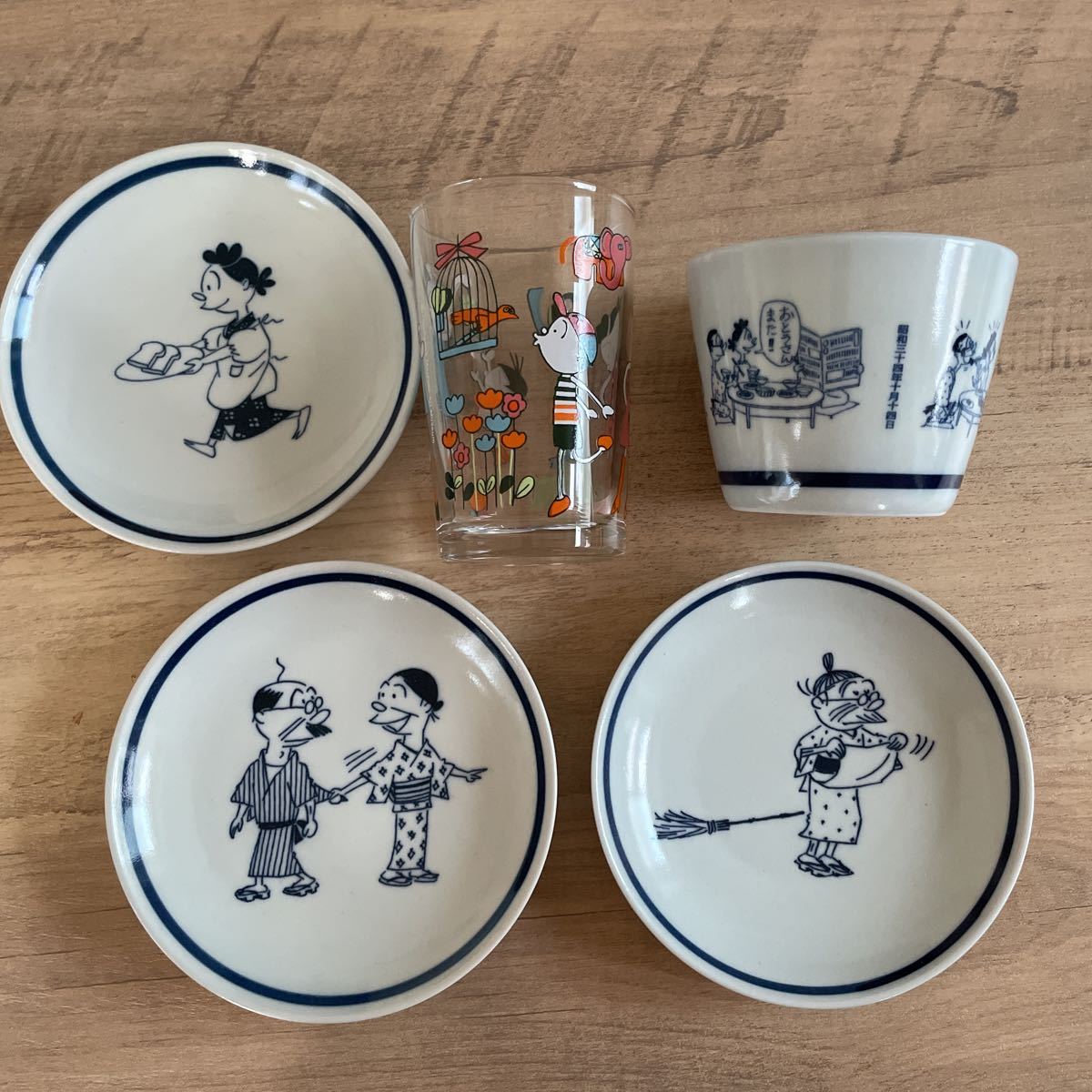 長谷川町子美術館 – 通信販売部 サザエさん 豆皿 旅の記念にお迎えした 